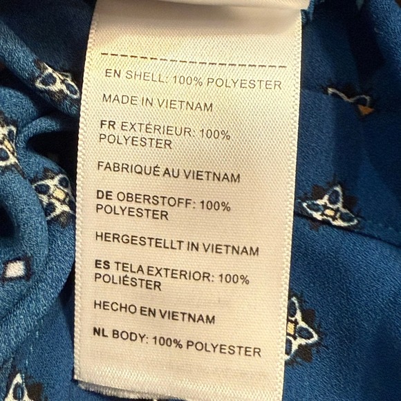 UNTUCKit Women's Natalie Button Front Shirt Blue Geometric Print 0 Classic - Picture 8 of 14